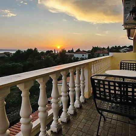 Grande Vista With Sea View Apartman *