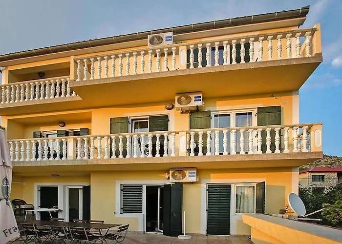 In Near Paklenica National Park Lägenhet Starigrad Paklenica