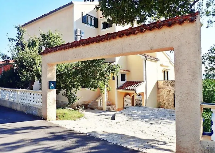 Lägenhet In Near Paklenica National Park Starigrad Paklenica