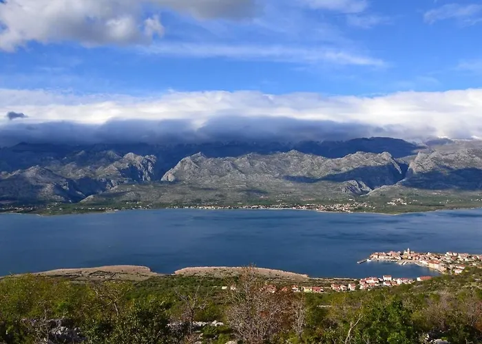 Lägenhet In Near Paklenica National Park Starigrad Paklenica